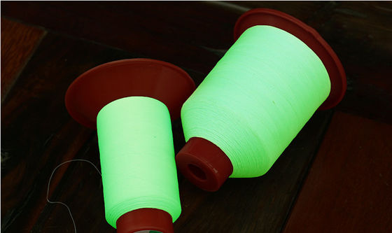 150D Glow In The Dark Yarn Crochet Yeşil Parlak nakış ipliği
