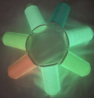 150D Glow In The Dark Yarn Crochet Yeşil Parlak nakış ipliği